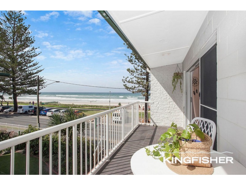 9/8 – 12 Marine Parade, Miami QLD 4220