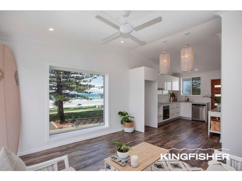 9/8 – 12 Marine Parade, Miami QLD 4220