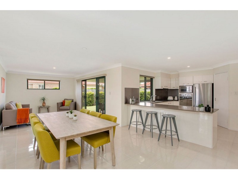 15 Gannet Street, Burleigh Waters QLD 4220