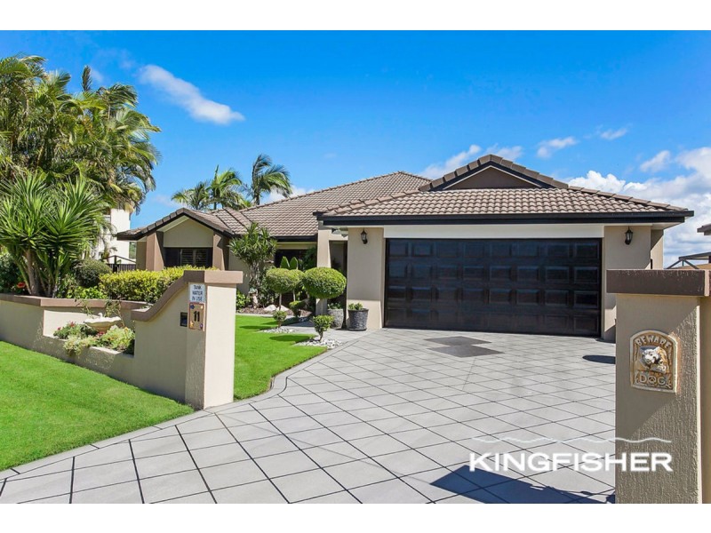 11 St Helens Court, Burleigh Waters QLD 4220