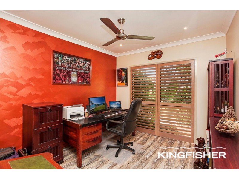 11 St Helens Court, Burleigh Waters QLD 4220