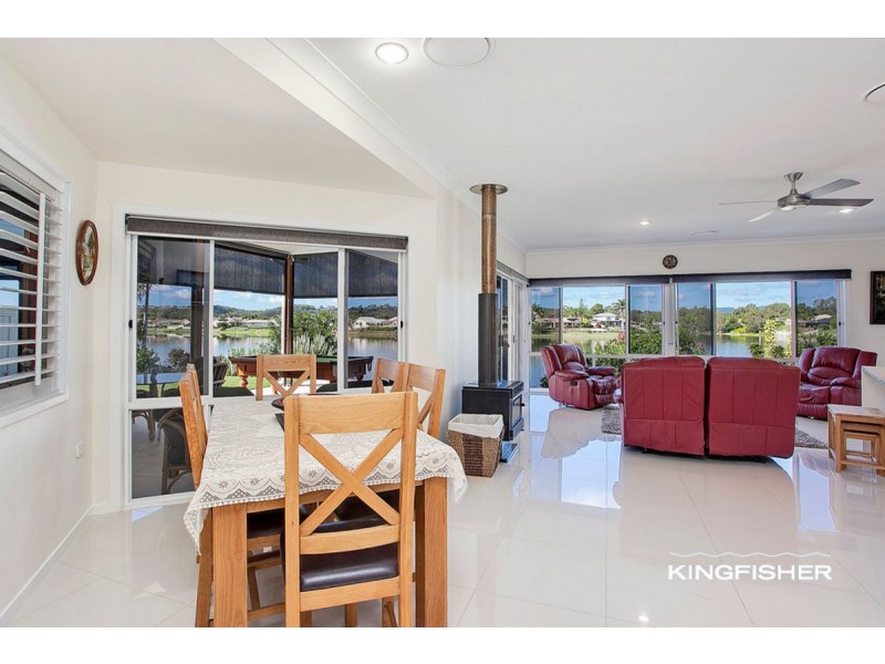 70 Auk Avenue, Burleigh Waters QLD 4220