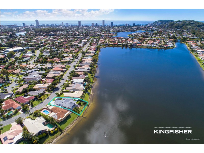 70 Auk Avenue, Burleigh Waters QLD 4220