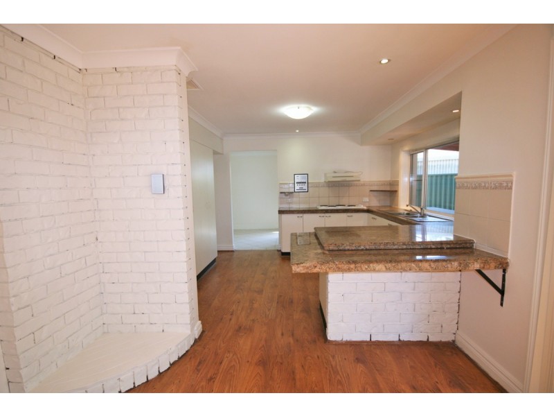 37 Lutana Avenue, Miami QLD 4220