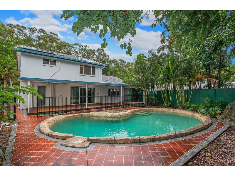 37 Lutana Avenue, Miami QLD 4220