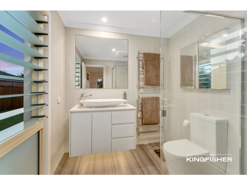 13 Sittella Crescent, Burleigh Waters QLD 4220