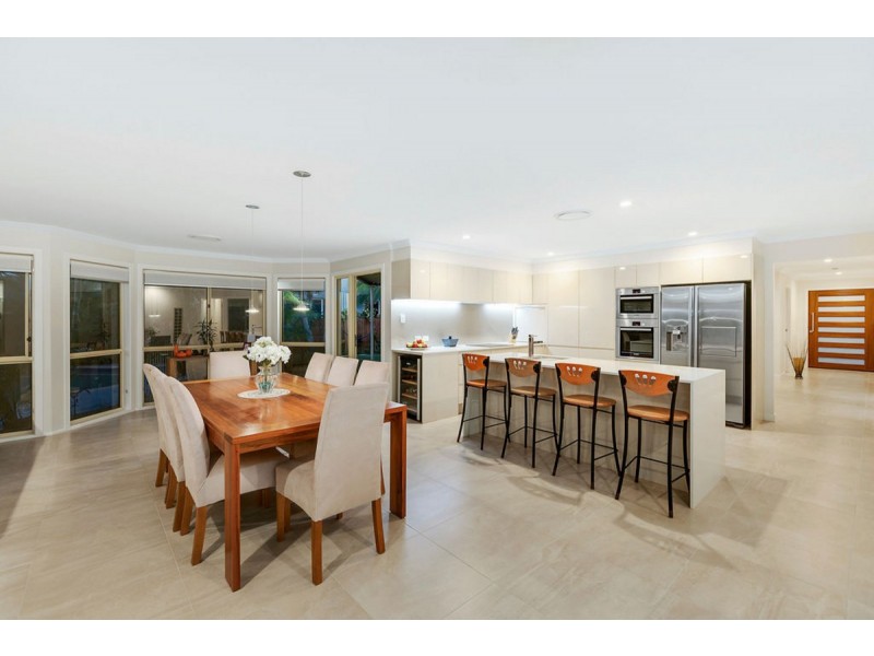 13 Sittella Crescent, Burleigh Waters QLD 4220