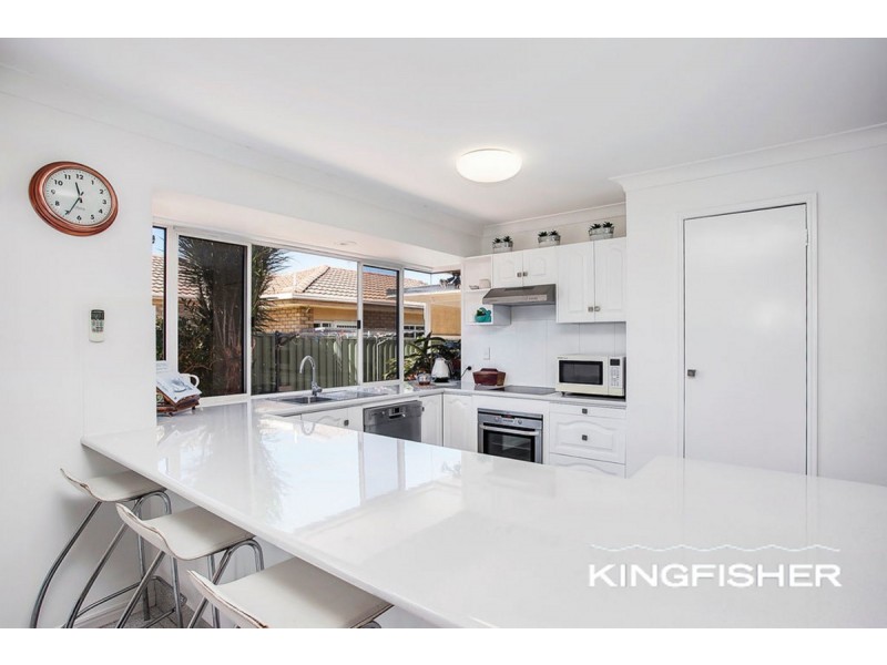 36 Pintail Crescent, Burleigh Waters QLD 4220