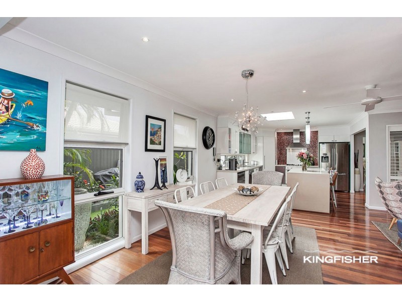 9 Sandpiper Drive, Burleigh Waters QLD 4220