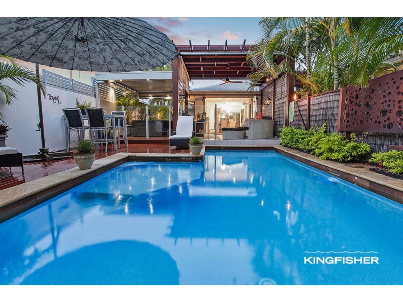 9 Sandpiper Drive, Burleigh Waters QLD 4220