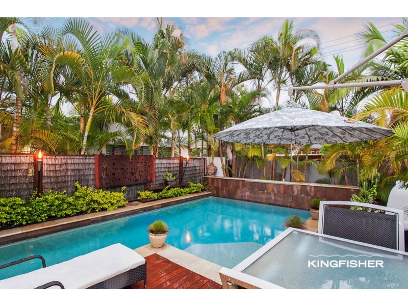 9 Sandpiper Drive, Burleigh Waters QLD 4220