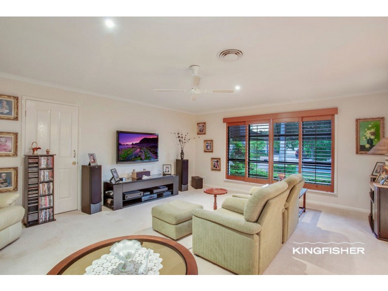 30 Sea Eagle Drive, Burleigh Waters QLD 4220