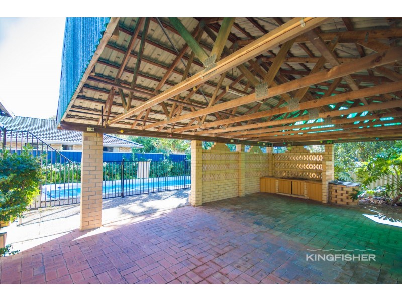 19 Sovereign Drive, Mermaid Waters QLD 4218