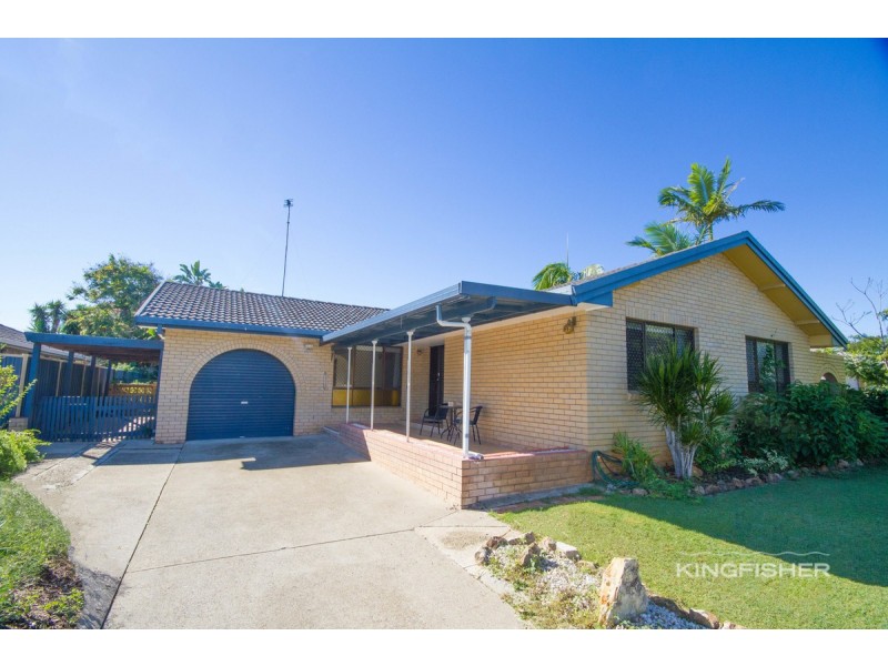 19 Sovereign Drive, Mermaid Waters QLD 4218