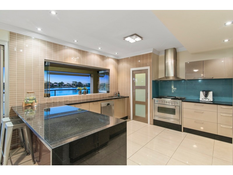 65 Wedgebill Parade, Burleigh Waters QLD 4220
