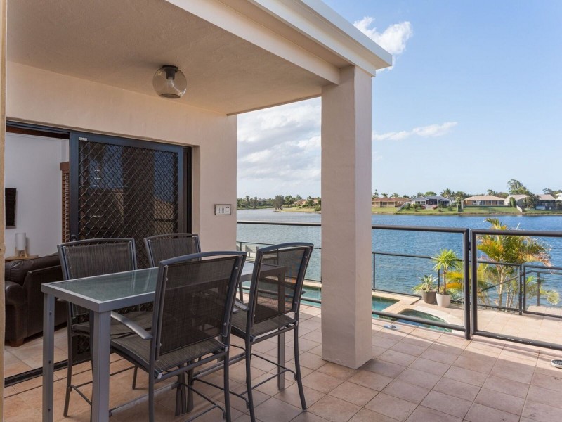 65 Wedgebill Parade, Burleigh Waters QLD 4220
