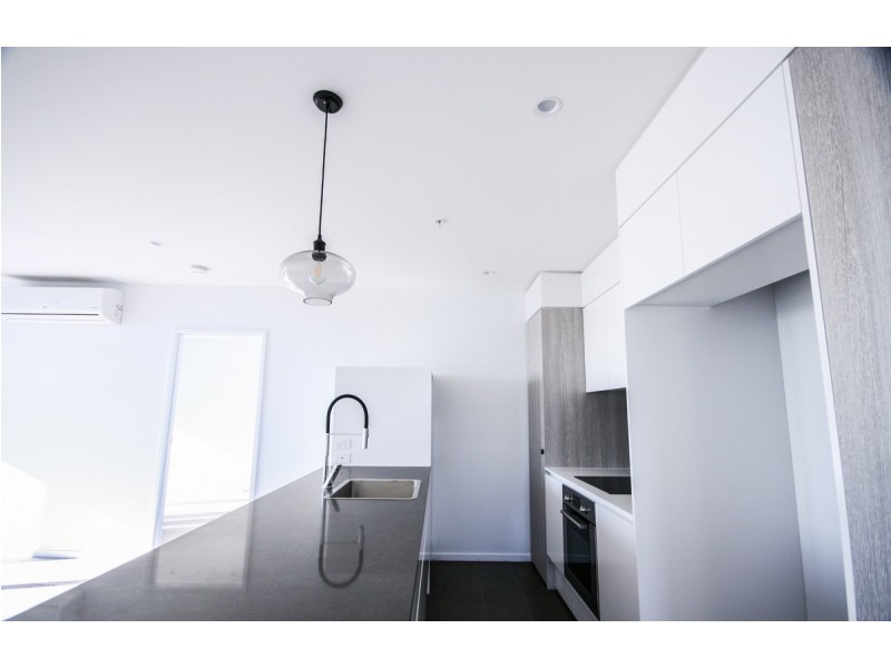 94/70-72 The Esplanade, Burleigh Heads QLD 4220