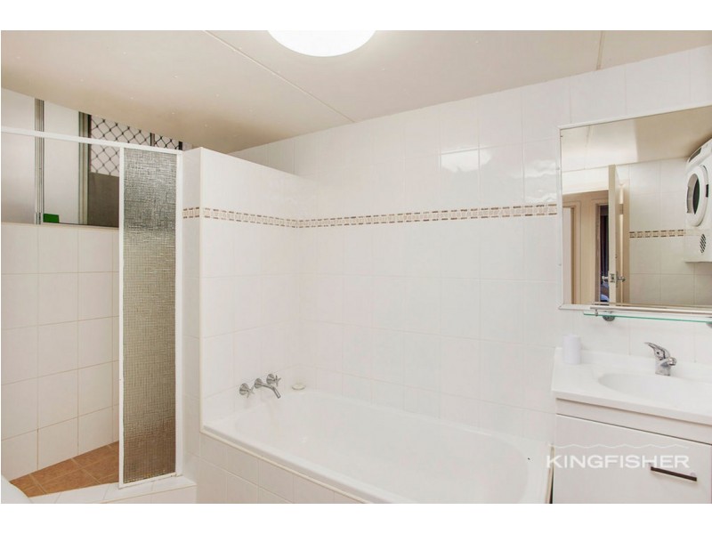 1/82 The Esplanade, Burleigh Heads QLD 4220