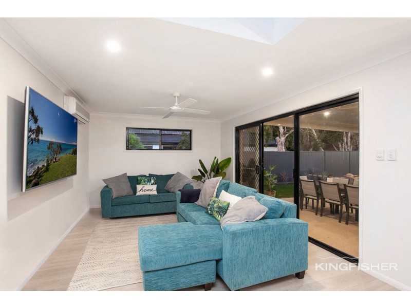 22 Islander Court, Burleigh Waters QLD 4220