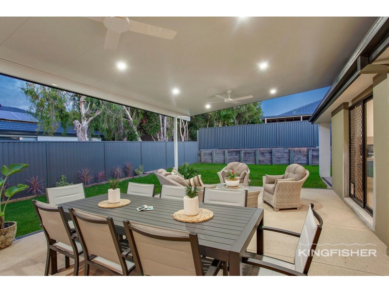 22 Islander Court, Burleigh Waters QLD 4220