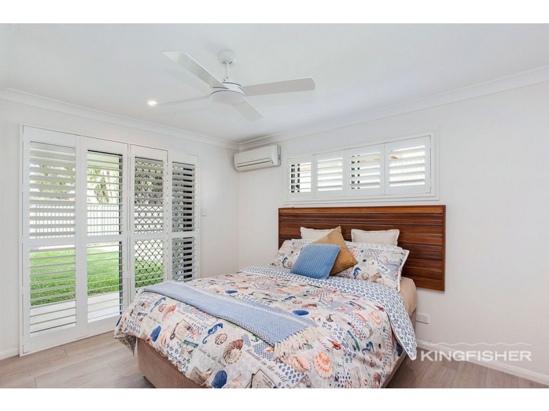 22 Islander Court, Burleigh Waters QLD 4220