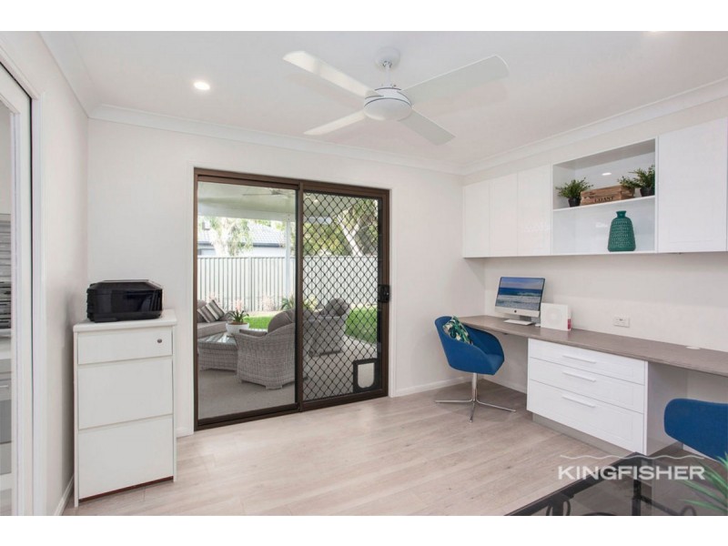 22 Islander Court, Burleigh Waters QLD 4220