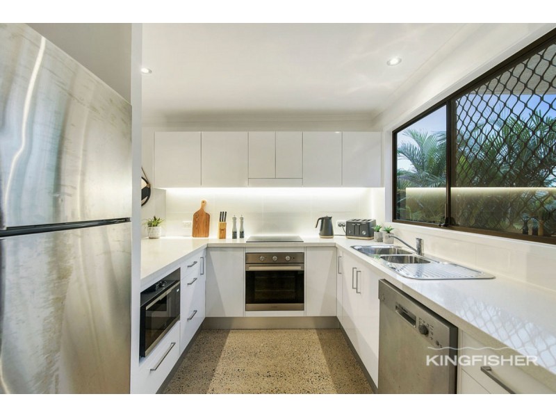 3/32 Sunbird Street, Burleigh Waters QLD 4220
