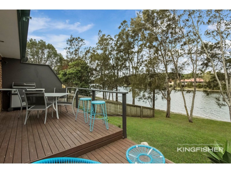 3/32 Sunbird Street, Burleigh Waters QLD 4220