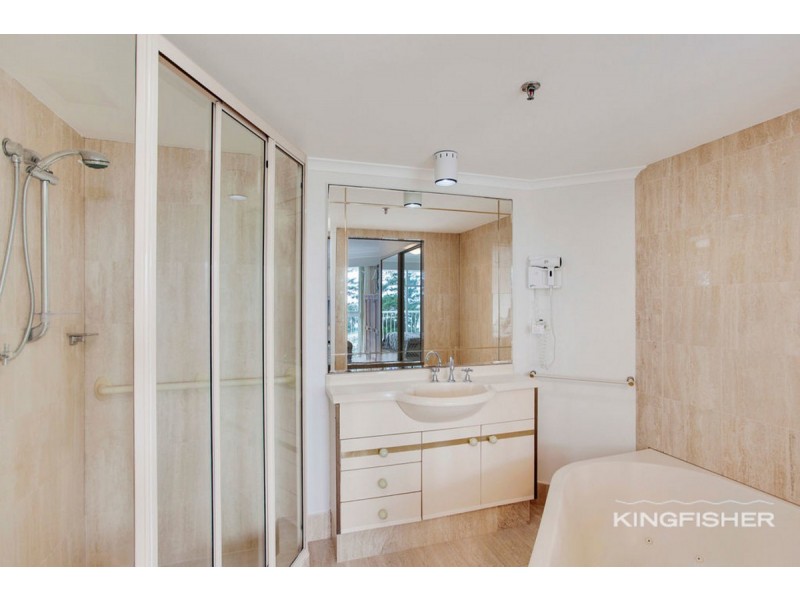 2B/238 The Esplanade, Miami QLD 4220