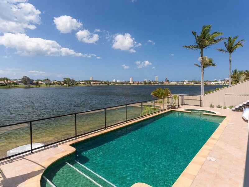 65b Wedgebill Parade, Burleigh Waters QLD 4220