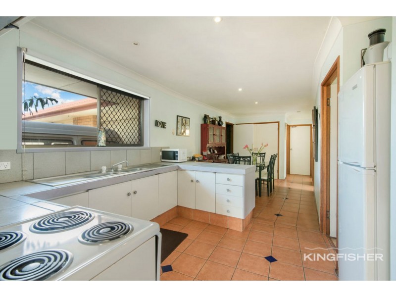 2/10 Russell Court, Miami QLD 4220