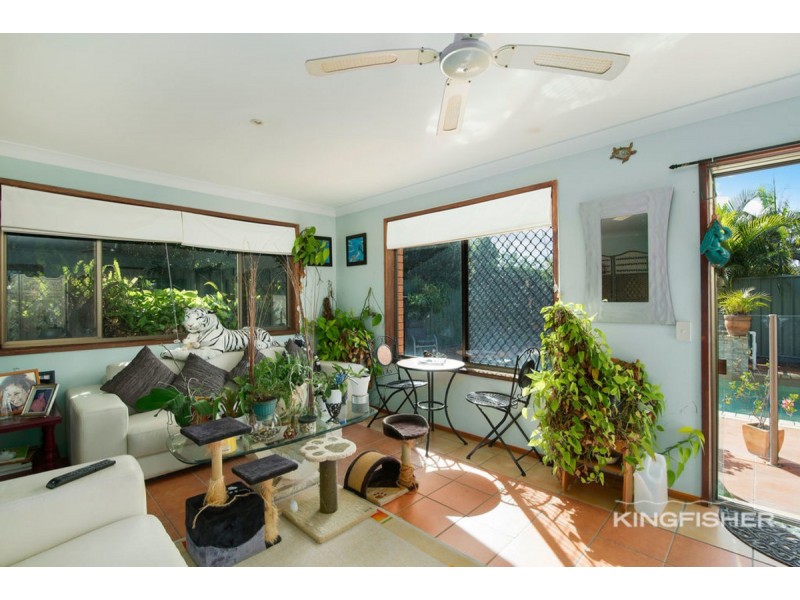 2/10 Russell Court, Miami QLD 4220