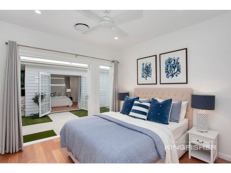 45 Kingfisher Crescent, Burleigh Waters QLD 4220