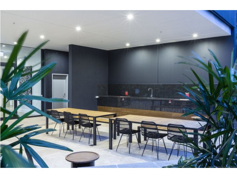 7/70-72 The Esplanade, Burleigh Heads QLD 4220