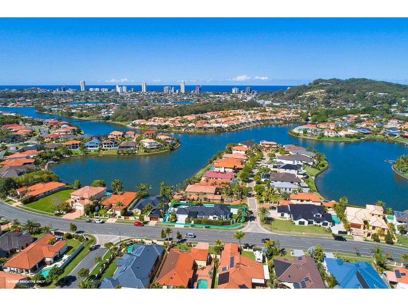 154 Dunlin Drive, Burleigh Waters QLD 4220