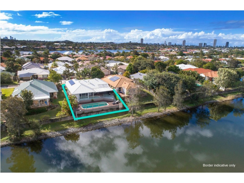 20 Lakes Circuit, Burleigh Waters QLD 4220