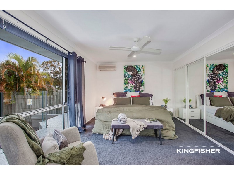 20 Lakes Circuit, Burleigh Waters QLD 4220