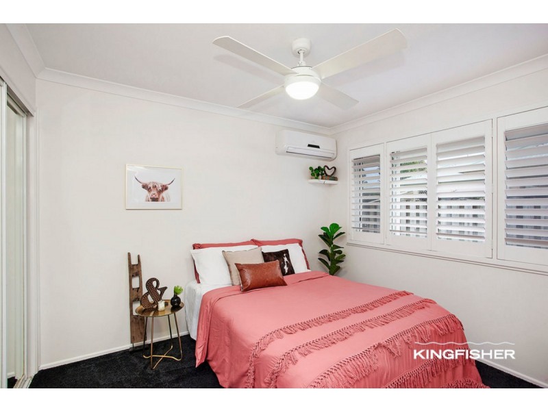 20 Lakes Circuit, Burleigh Waters QLD 4220