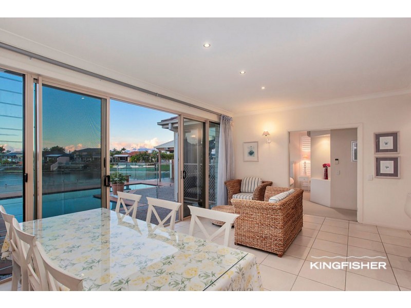 19 Cassowary Drive, Burleigh Waters QLD 4220