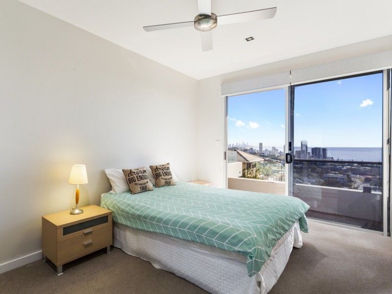 37 West Street, Burleigh Heads QLD 4220