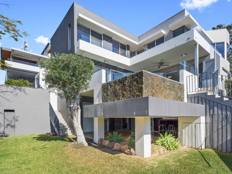 37 West Street, Burleigh Heads QLD 4220