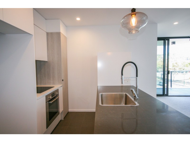 12/70-72 The Esplanade, Burleigh Heads QLD 4220