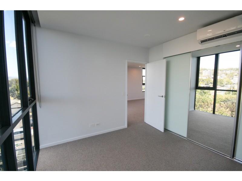 12/70-72 The Esplanade, Burleigh Heads QLD 4220
