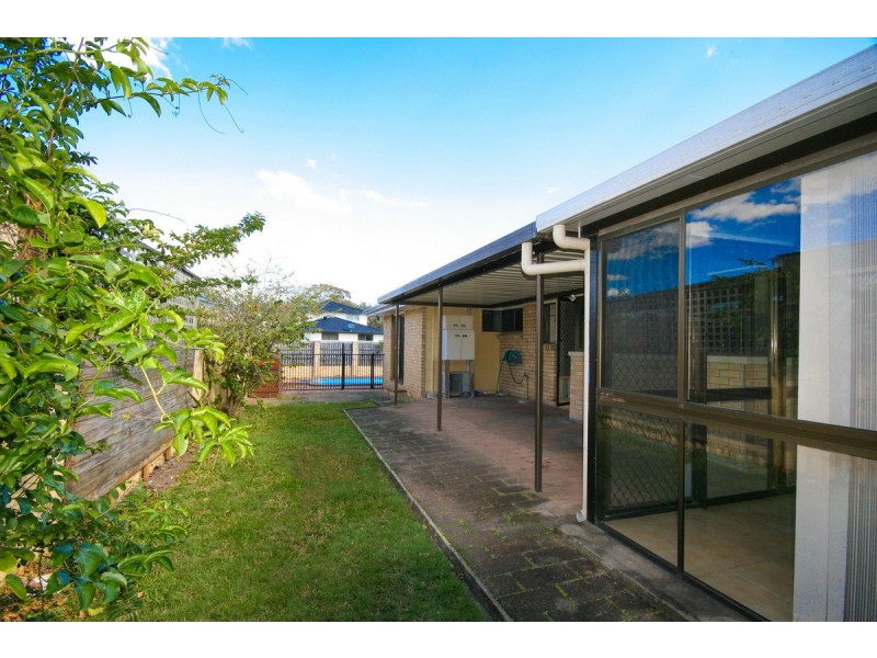 159 Acanthus Avenue, Burleigh Waters QLD 4220