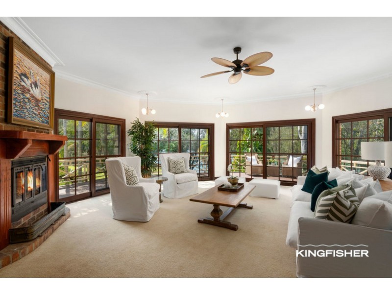 8 Heather Street, Tallebudgera QLD 4228