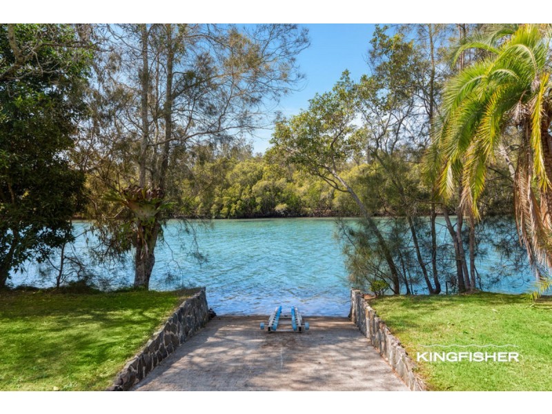 8 Heather Street, Tallebudgera QLD 4228