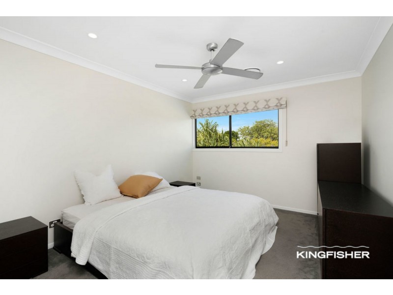 17 Bittern Avenue, Burleigh Waters QLD 4220