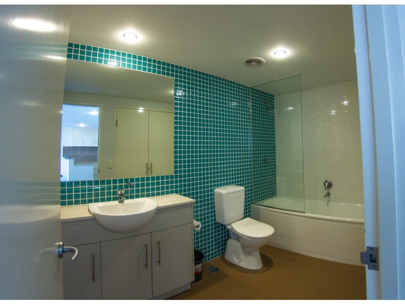 1142/1 Ocean Street, Burleigh Heads QLD 4220