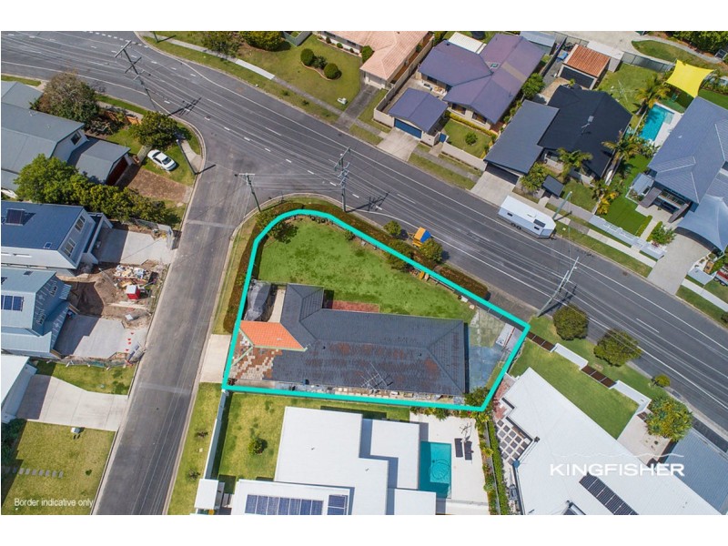2 Kingfisher Crescent, Burleigh Waters QLD 4220