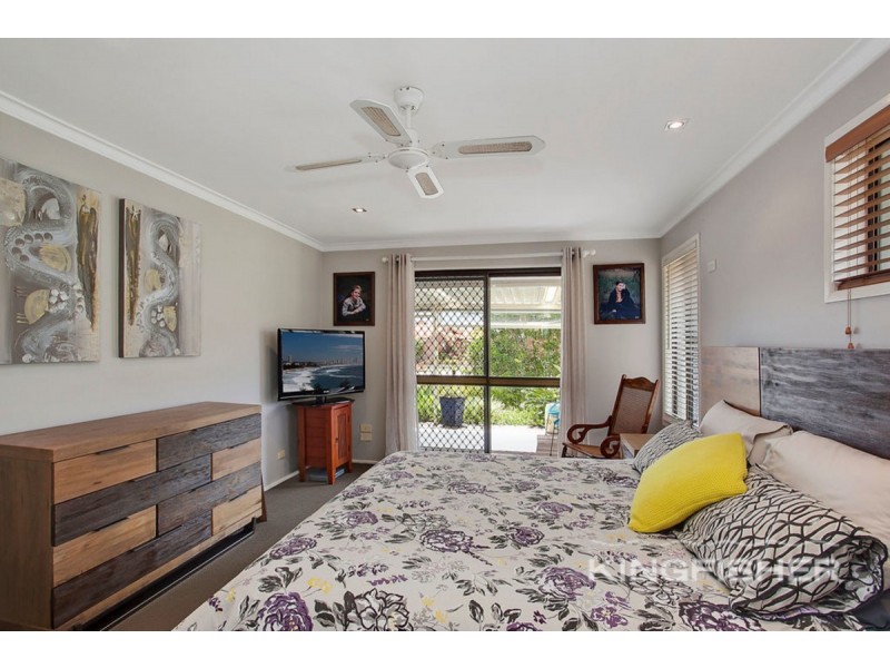 246 Acanthus Avenue, Burleigh Waters QLD 4220